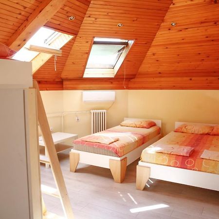 נובי סאד City Hostel מראה חיצוני תמונה