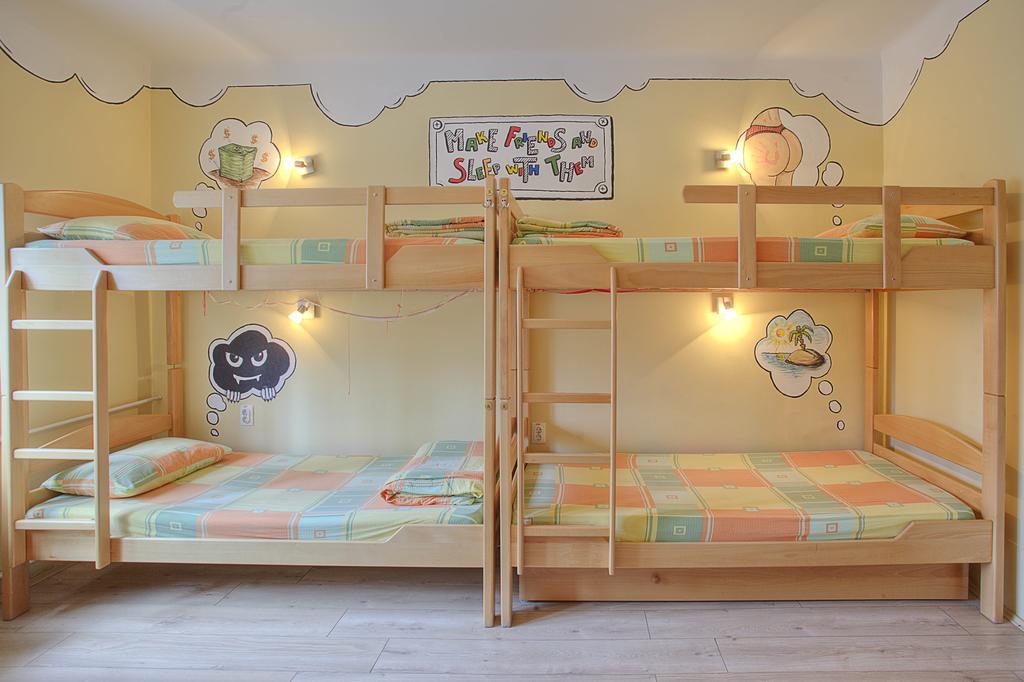 נובי סאד City Hostel חדר תמונה