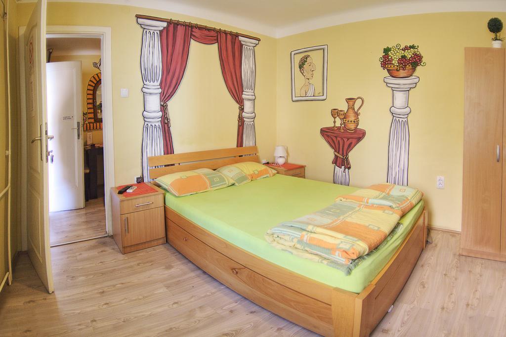 נובי סאד City Hostel חדר תמונה