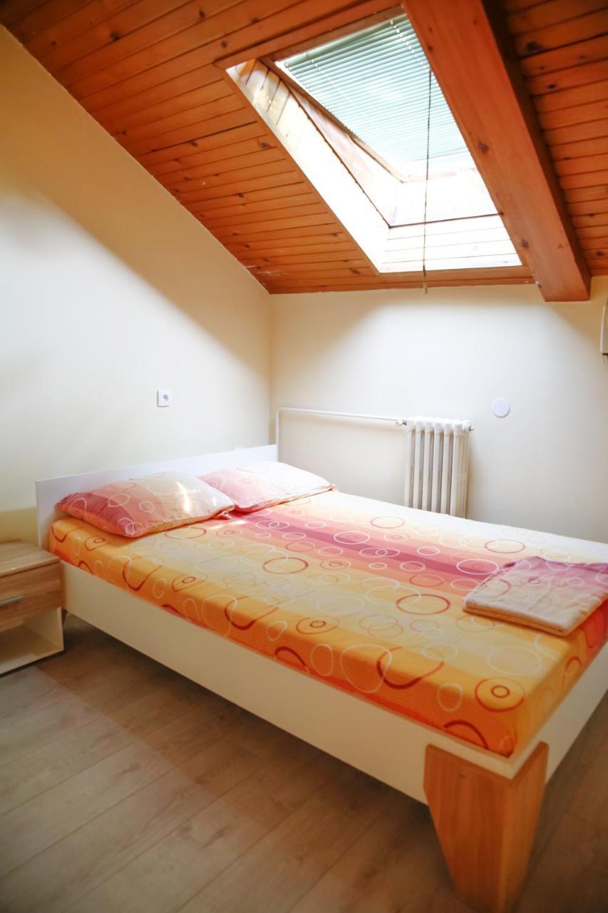 נובי סאד City Hostel מראה חיצוני תמונה