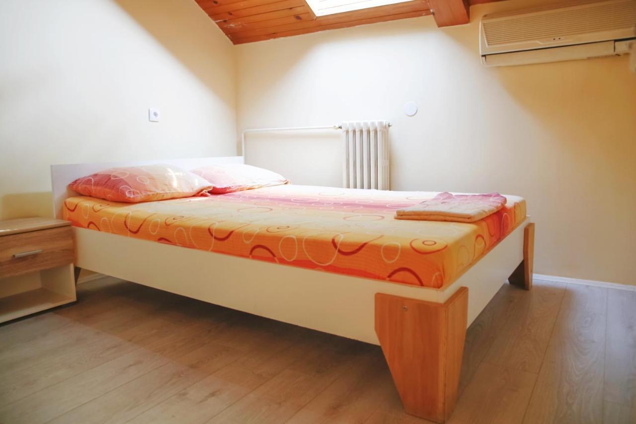 נובי סאד City Hostel מראה חיצוני תמונה